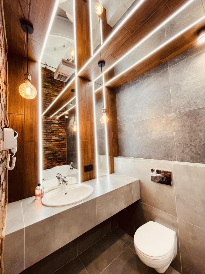 Loft В River Park З Джакузі Dnipro Exteriör bild